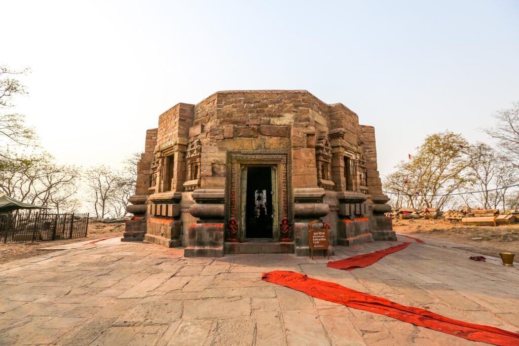 बिहार के प्रमुख और रहस्यमयी दुर्गा मंदिर, जहां होती है शक्ति की विशेष उपासना